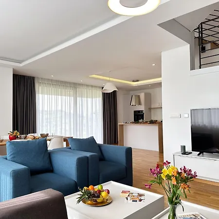 Hills Sarajevo Villa *
