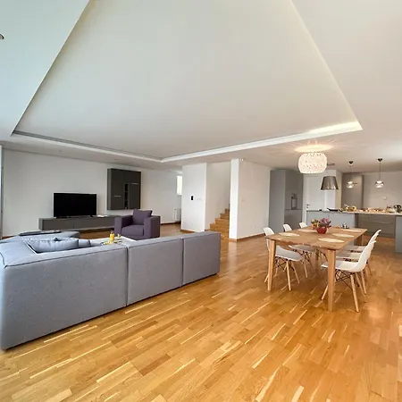 Hills Sarajevo Villa *